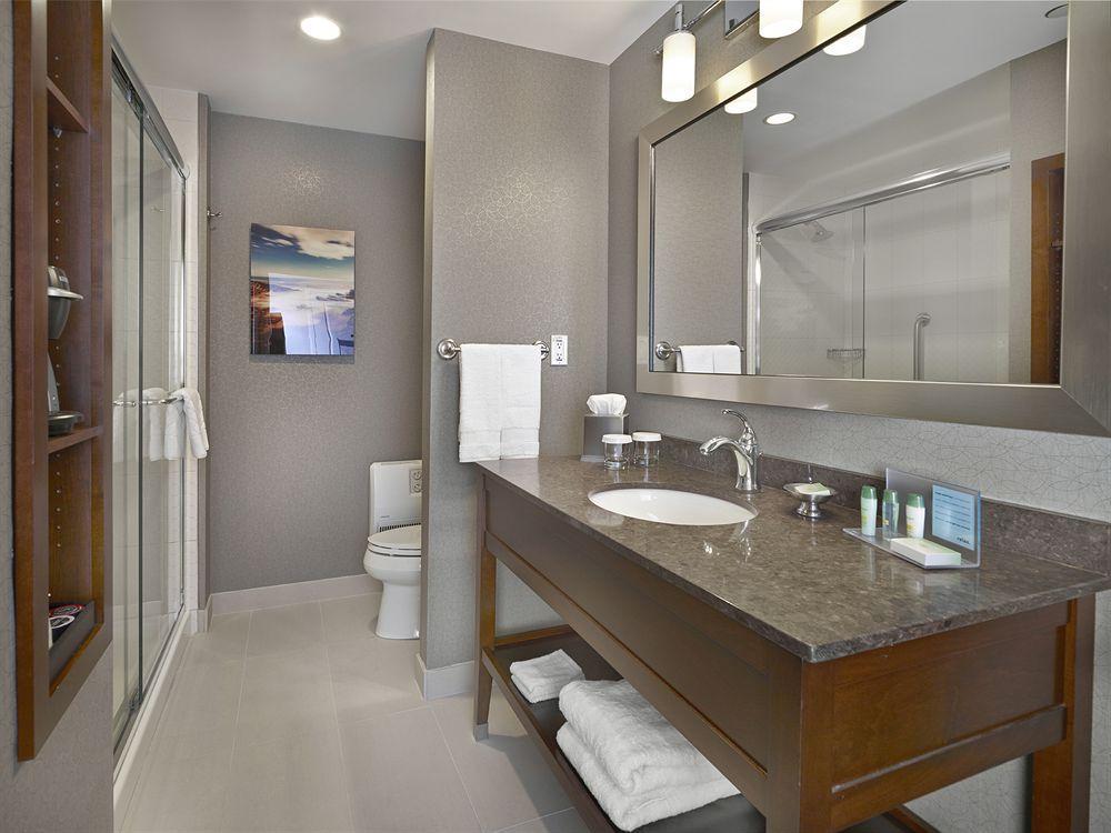 Homewood Suites By Hilton Halifax - Downtown Екстер'єр фото
