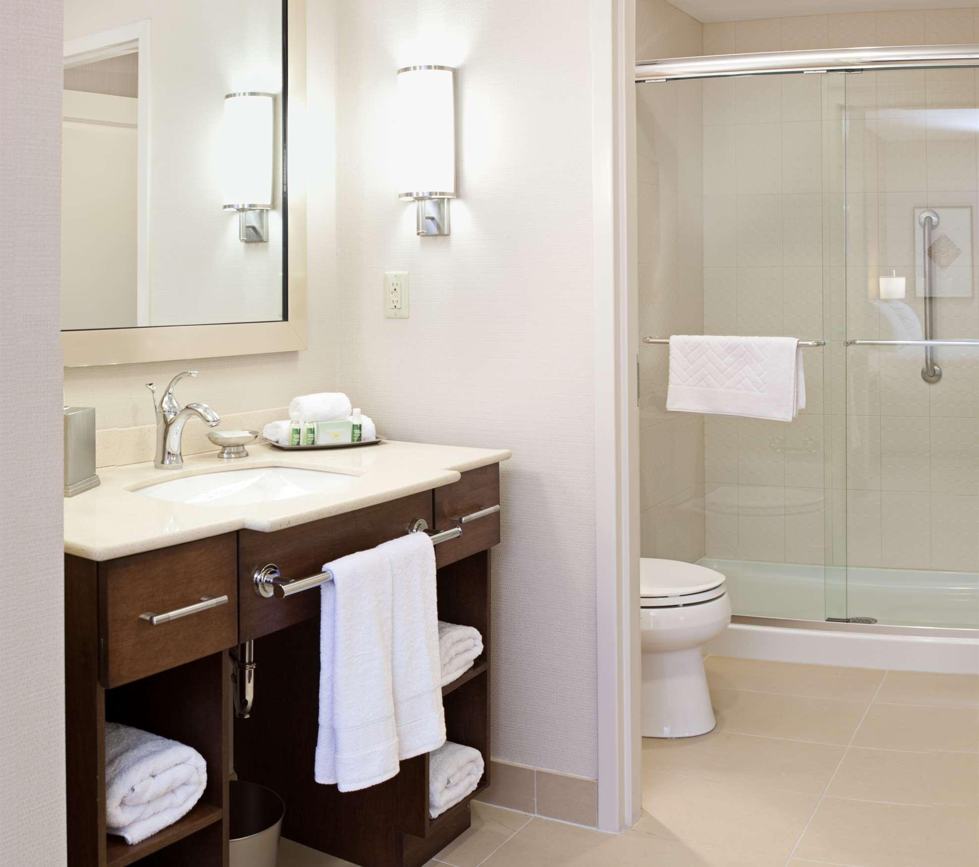 Homewood Suites By Hilton Halifax - Downtown Екстер'єр фото